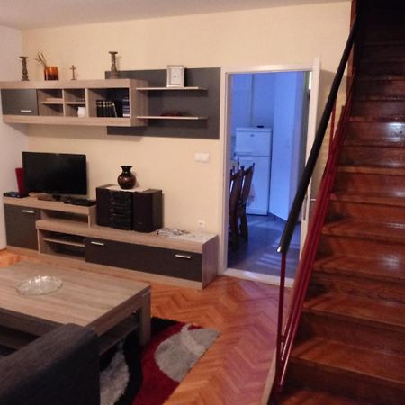 Apartment In Centre For 7 Split Exterior photo