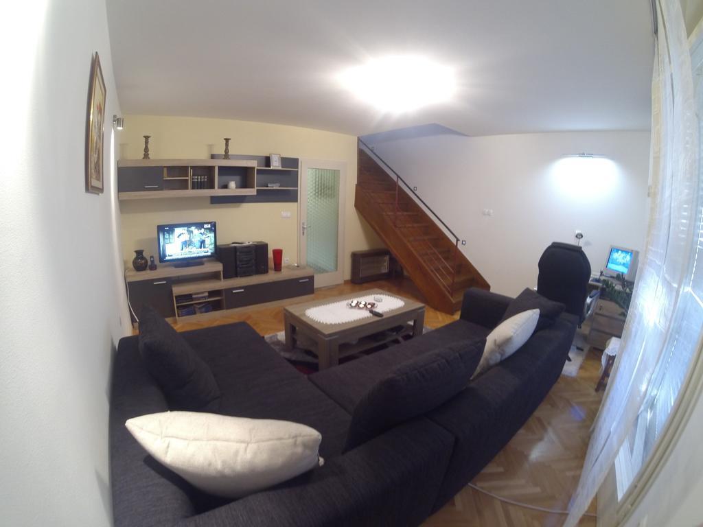 Apartment In Centre For 7 Split Room photo